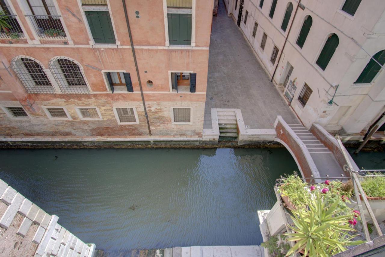 Marco Canal-Views Venise Extérieur photo